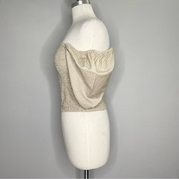 ABERCROMBIE & FITCH Polka Dot Off Shoulder Smocked Tube Top - Picture 4 of 9